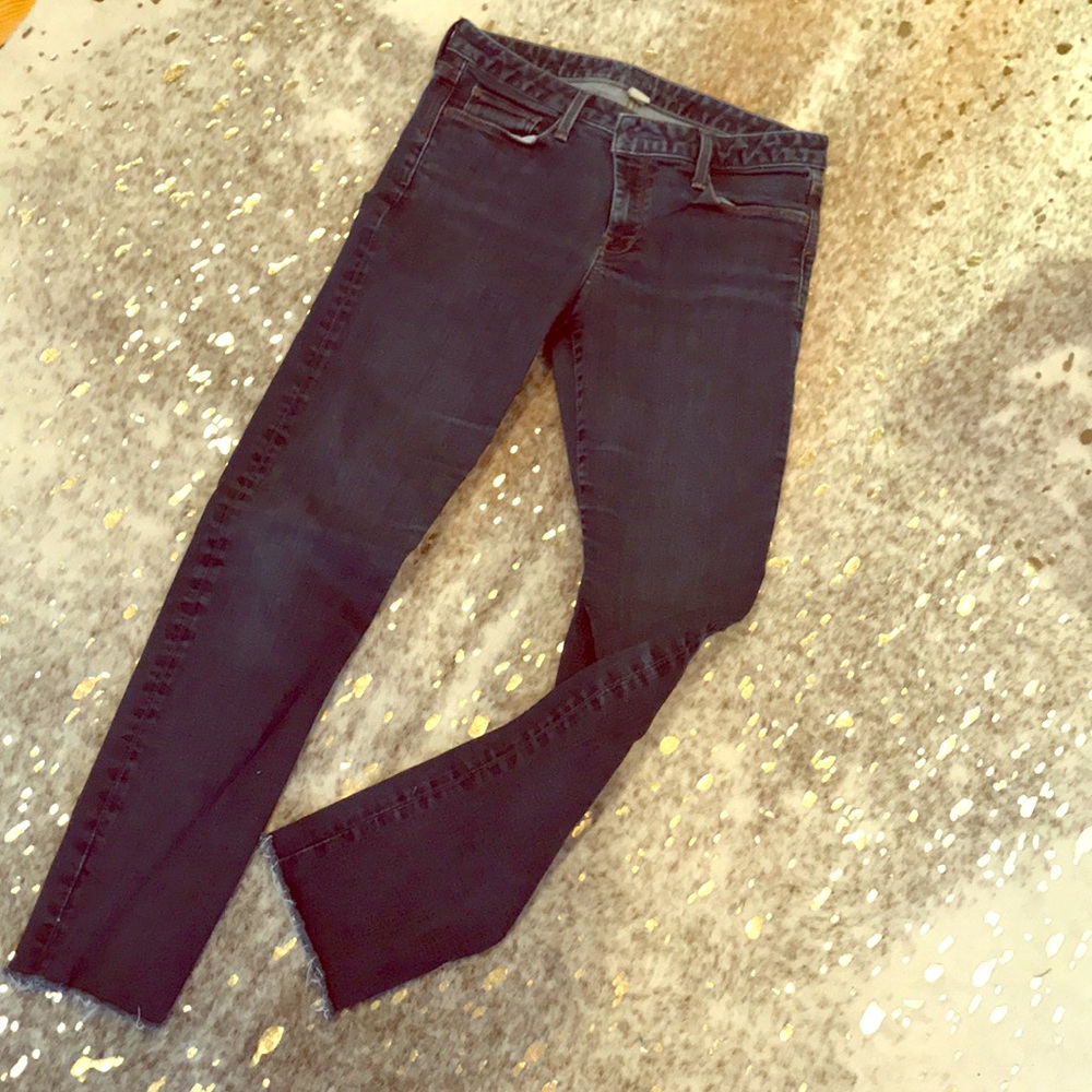 Banana Republic- size 28 - skinny ankle freyed